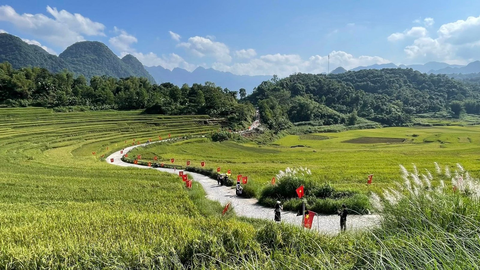 Vietnam Biking Tour Red River Delta 4 Days
